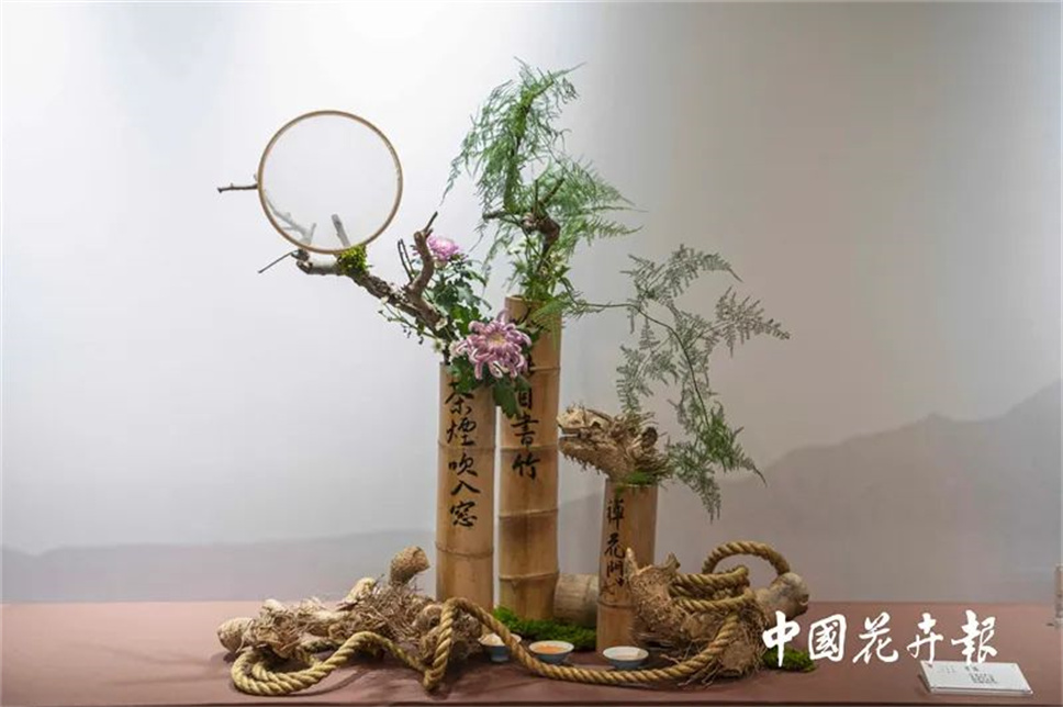 【采薇專欄】傳統(tǒng)插花要破圈兒?17個(gè)流派、名師的200個(gè)作品點(diǎn)亮南京“最美花展” 【采薇專欄】傳統(tǒng)插花要破圈兒?17個(gè)流派、名師的200個(gè)作品點(diǎn)亮南京“最美花展”