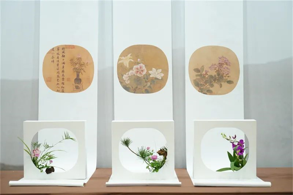 【采薇專欄】傳統(tǒng)插花要破圈兒?17個(gè)流派、名師的200個(gè)作品點(diǎn)亮南京“最美花展” 【采薇專欄】傳統(tǒng)插花要破圈兒?17個(gè)流派、名師的200個(gè)作品點(diǎn)亮南京“最美花展”