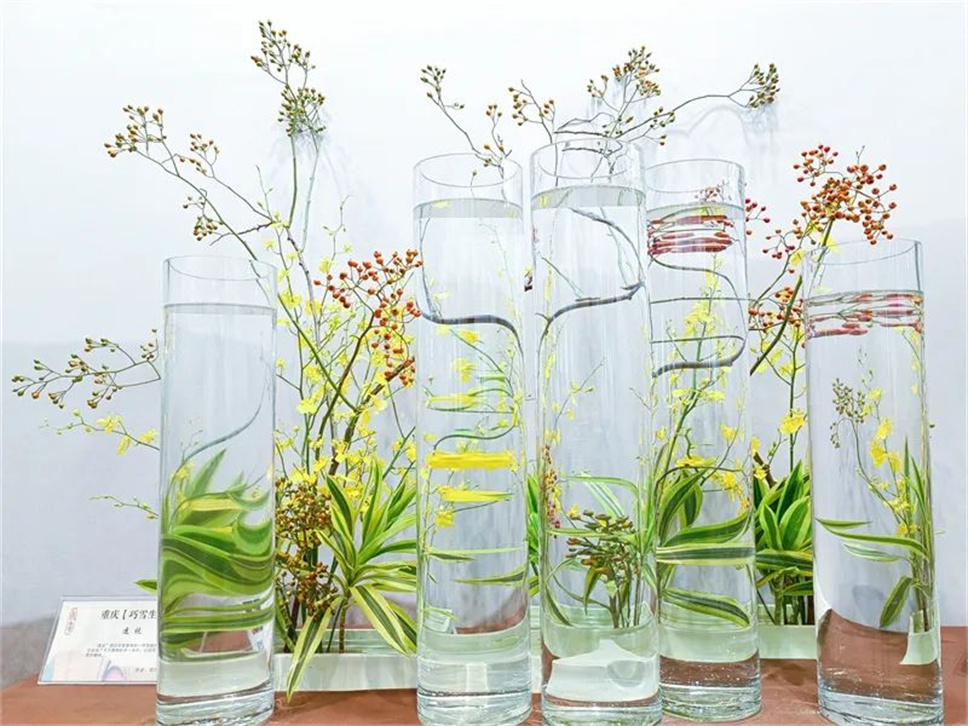 【采薇專欄】傳統(tǒng)插花要破圈兒?17個(gè)流派、名師的200個(gè)作品點(diǎn)亮南京“最美花展” 【采薇專欄】傳統(tǒng)插花要破圈兒?17個(gè)流派、名師的200個(gè)作品點(diǎn)亮南京“最美花展”