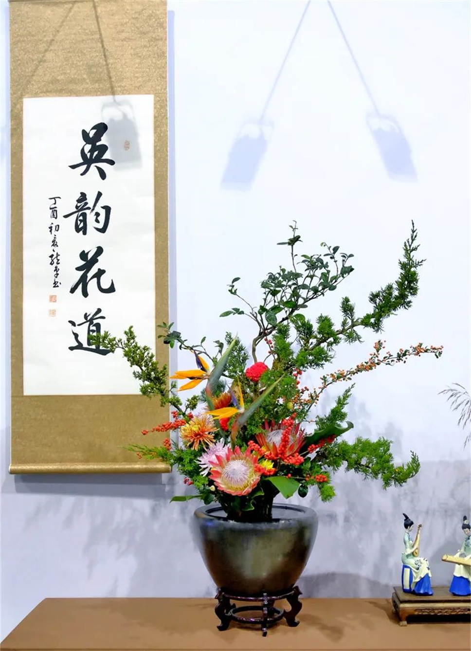 【采薇專欄】傳統(tǒng)插花要破圈兒?17個(gè)流派、名師的200個(gè)作品點(diǎn)亮南京“最美花展” 【采薇專欄】傳統(tǒng)插花要破圈兒?17個(gè)流派、名師的200個(gè)作品點(diǎn)亮南京“最美花展”