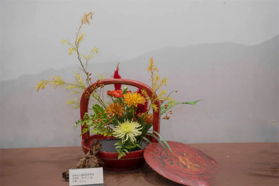 【采薇專欄】傳統(tǒng)插花要破圈兒?17個(gè)流派、名師的200個(gè)作品點(diǎn)亮南京“最美花展” 【采薇專欄】傳統(tǒng)插花要破圈兒?17個(gè)流派、名師的200個(gè)作品點(diǎn)亮南京“最美花展”