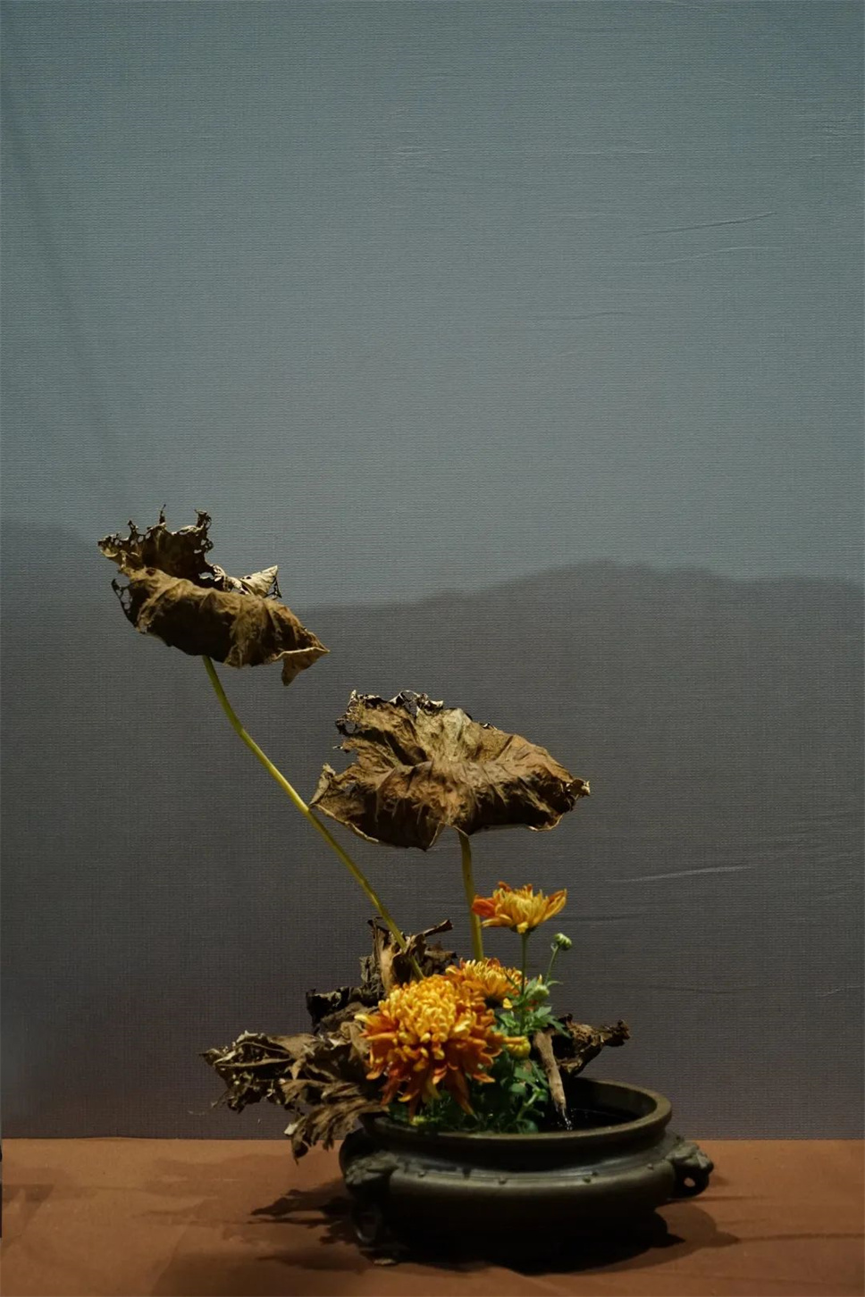 【采薇專欄】傳統(tǒng)插花要破圈兒?17個(gè)流派、名師的200個(gè)作品點(diǎn)亮南京“最美花展” 【采薇專欄】傳統(tǒng)插花要破圈兒?17個(gè)流派、名師的200個(gè)作品點(diǎn)亮南京“最美花展”